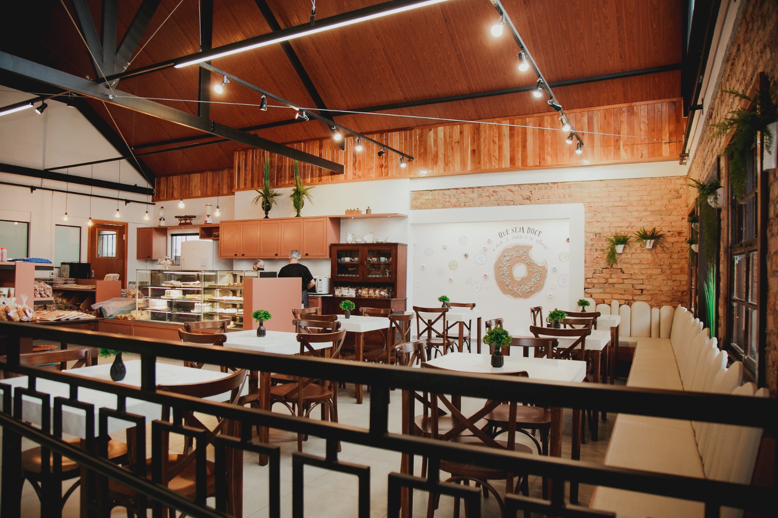 Família Ideker - Tradição em Confeitaria e Padaria